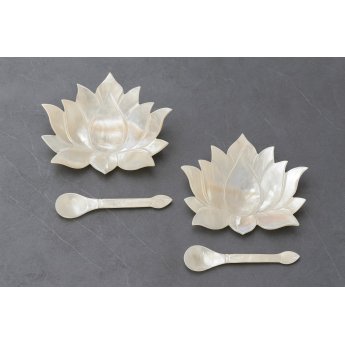 Set madreperla per caviale – 2 piattini + 2 cucchiaini