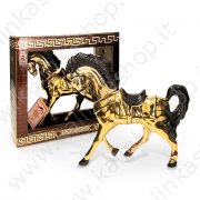 Коньяк армянский "Конь" керамика, в подарочной упаковке, 5 лет, 40 % алк. 0,5 л